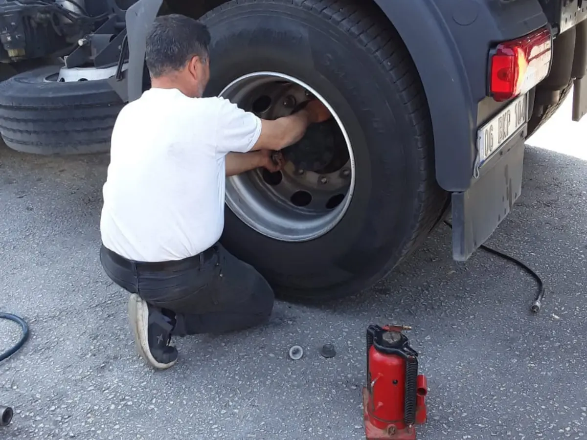 Muratlı Oto Lastikçi